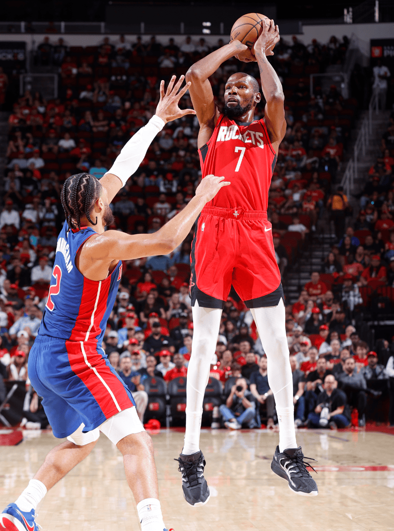 Shams：加内特将在森林狼队内担任重要角色，球队即将退役他的21号球衣（Shams：森林狼即将退役加内特21号球衣，KG将担任队内重要职务）