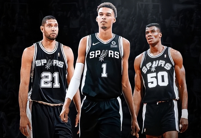 科尔：库明加明日出战成疑，梅尔顿将在客场之旅中迎来复出（科尔称库明加明日成疑 梅尔顿将随客场之旅复出）