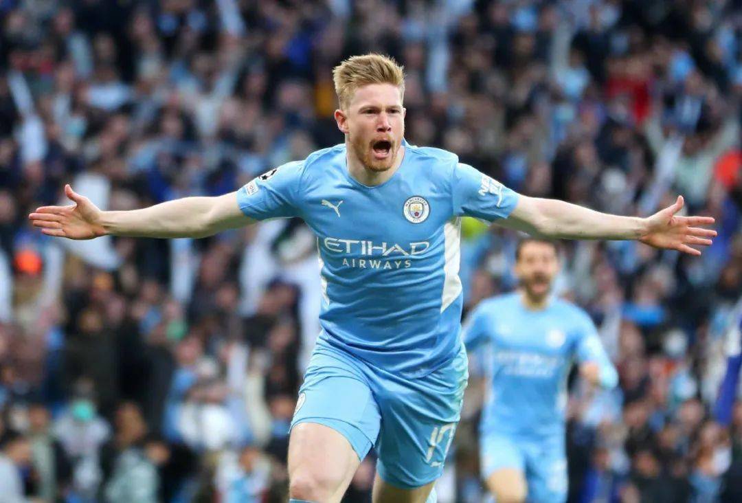 C罗英超103球领跑葡萄牙球员榜，B费66球居次（英超葡萄牙射手榜：C罗103球居首，B费66球位列第二）