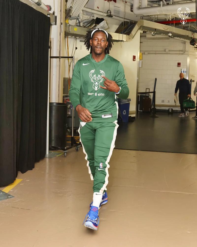 罗伯特-桑切斯：希望在主场终结维拉的势头，争取零封对手（罗伯特-桑切斯盼主场遏止维拉势头，力争零封对手）