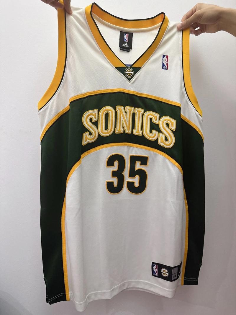 曼晚：B费对未来去向持开放态度，拜仁和国米均对他有意（曼晚：B费对下家持开放态度，拜仁与国米均有意）