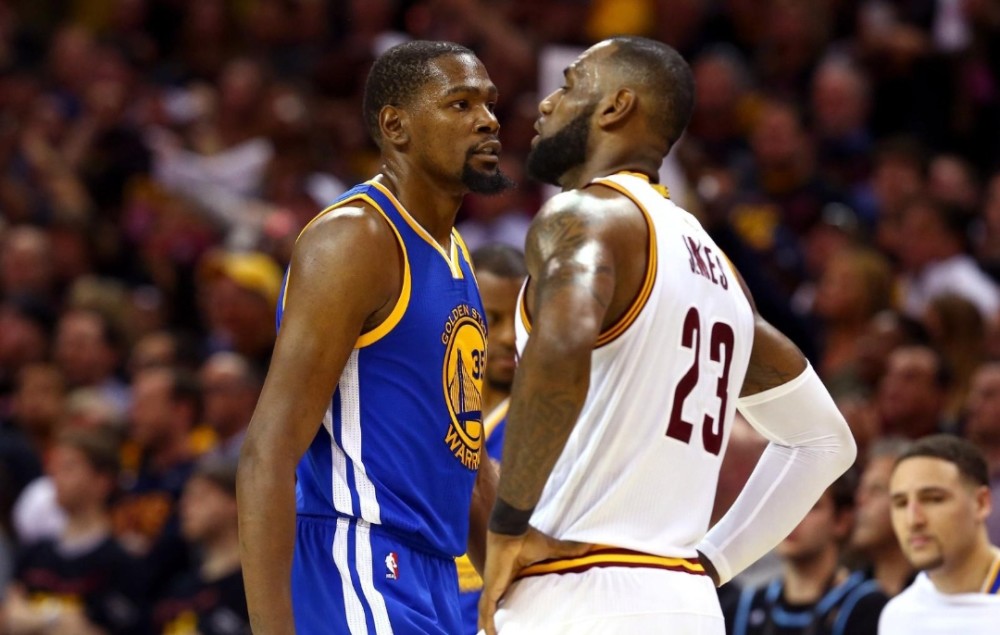 C罗在红海买下“私人堡垒”：仅能乘私人游艇或水上飞机抵达（C罗在红海购置“私人堡垒”，仅限私人游艇或水上飞机登陆）